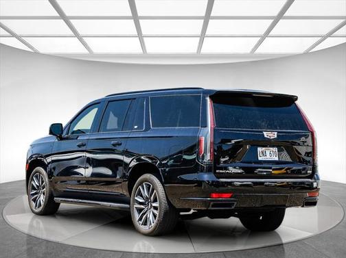 2023 Cadillac Escalade ESV Sport