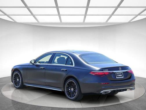 MANUFAKTUR Night Black Magno 2026 Mercedes-Benz S-Class 4MATIC