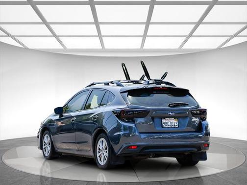 2018 Subaru Impreza 2.0i Premium