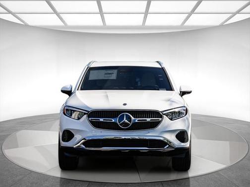2025 Mercedes-Benz GLC 300 Base