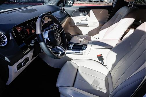 2026 Mercedes-Benz GLA 250 4MATIC