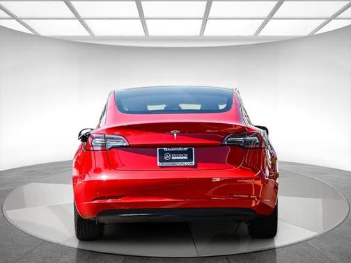 2022 Tesla Model 3 Standard Range