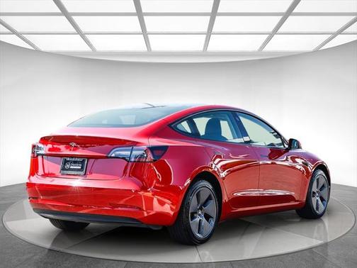 2022 Tesla Model 3 Standard Range