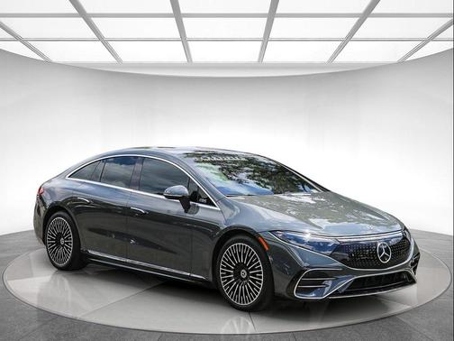 MANUFAKTUR Signature Silicon Grey 2024 Mercedes-Benz EQS 580 4MATIC