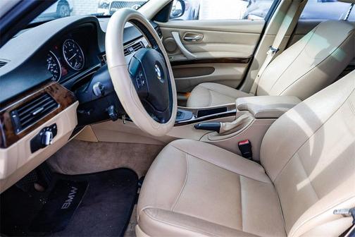 2011 BMW 328 328i