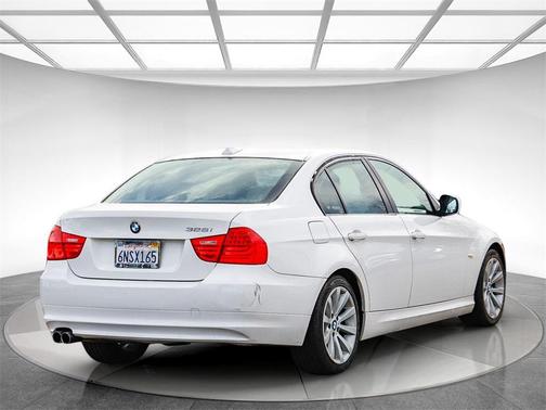 2011 BMW 328 328i