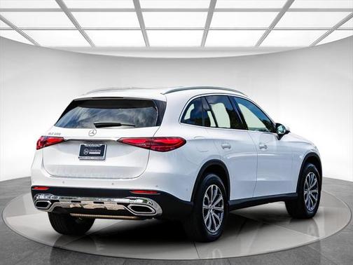 2024 Mercedes-Benz GLC 300 Base