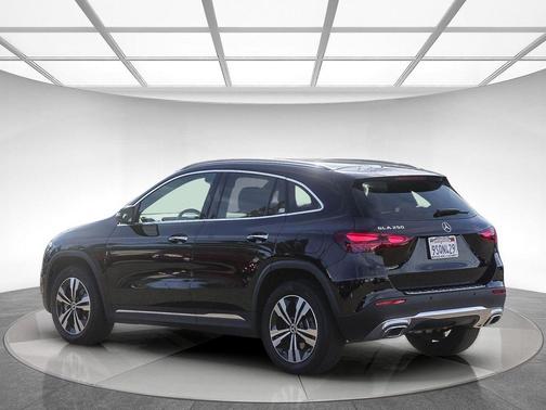 2025 Mercedes-Benz GLA 250 4MATIC