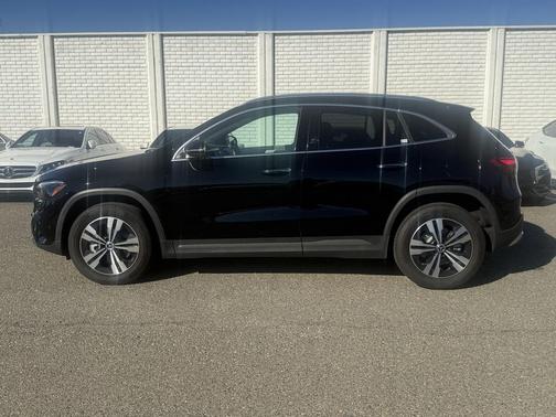 2025 Mercedes-Benz GLA 250 4MATIC