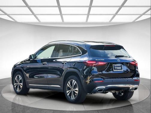 2025 Mercedes-Benz GLA 250 4MATIC