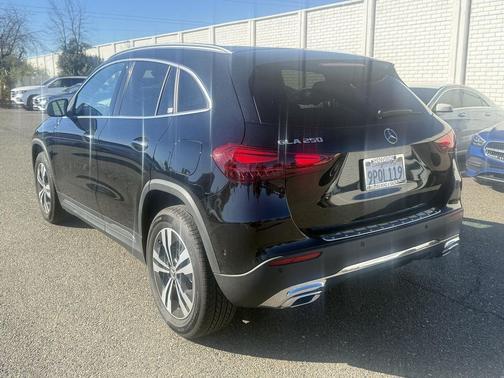 2025 Mercedes-Benz GLA 250 4MATIC