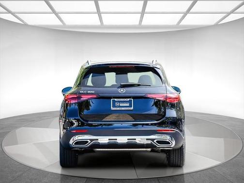2025 Mercedes-Benz GLC 300 Base