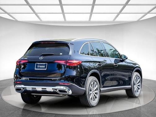 2025 Mercedes-Benz GLC 300 Base