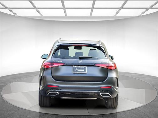 2025 Mercedes-Benz GLC 300 4MATIC