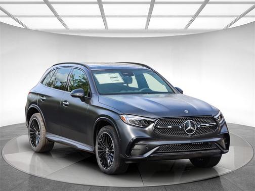2025 Mercedes-Benz GLC 300 4MATIC