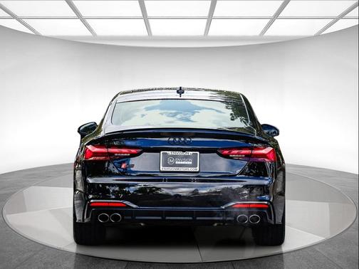 2022 Audi S5 3.0T Prestige
