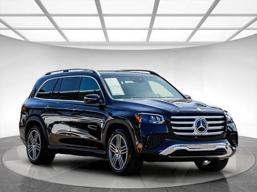 2024 Mercedes-Benz GLS 450 4MATIC