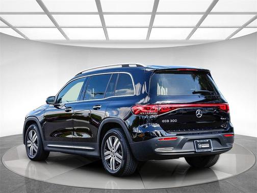 2022 Mercedes-Benz EQB 300 4MATIC
