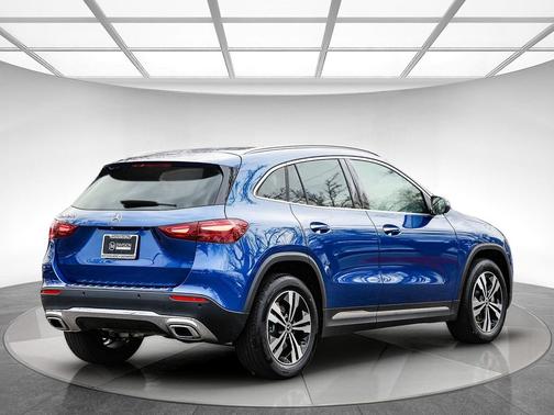 2025 Mercedes-Benz GLA 250 4MATIC