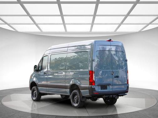 2026 Mercedes-Benz Sprinter 2500 Standard Roof