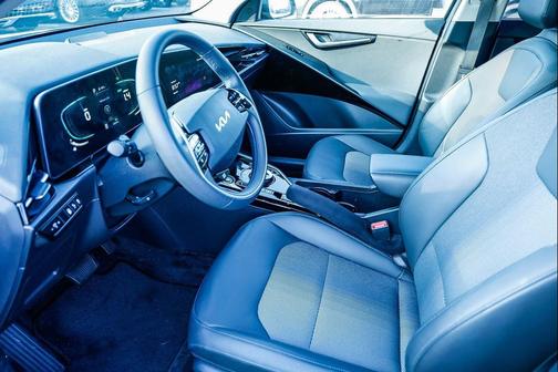 2023 Kia Niro Plug-In Hybrid EX