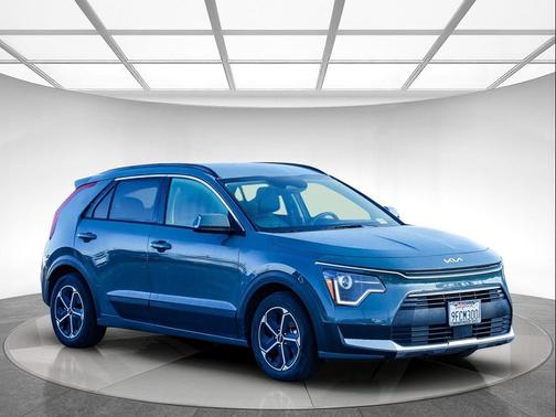 2023 Kia Niro Plug-In Hybrid EX
