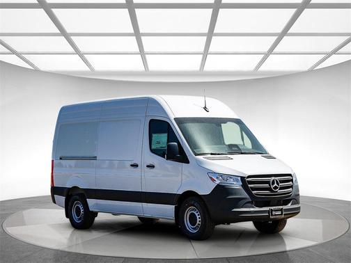 2025 Mercedes-Benz Sprinter 2500 Standard Roof