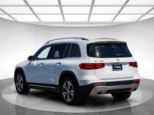 2026 Mercedes-Benz GLB 250 Base