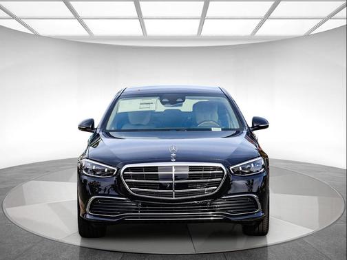 2026 Mercedes-Benz S-Class 4MATIC