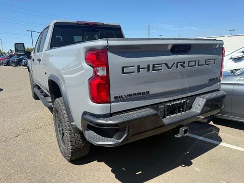Slate Gray Metallic 2024 Chevrolet Silverado 2500 4WD Crew Cab Standard Bed ZR2
