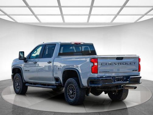 Slate Gray Metallic 2024 Chevrolet Silverado 2500 4WD Crew Cab Standard Bed ZR2
