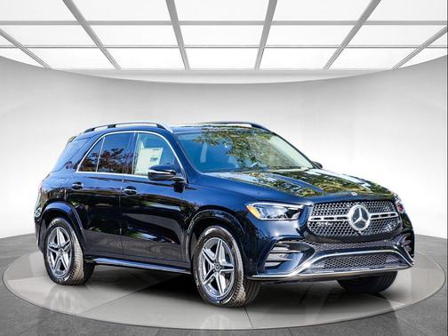 Black 2026 Mercedes-Benz GLE 450 4MATIC