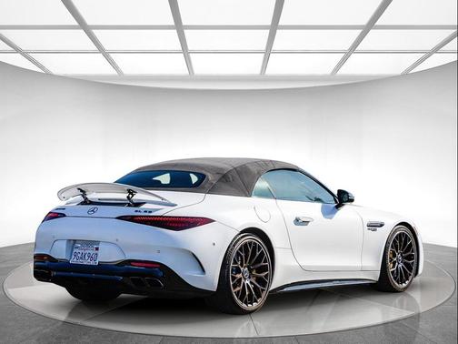 2022 Mercedes-Benz AMG SL 63 Base