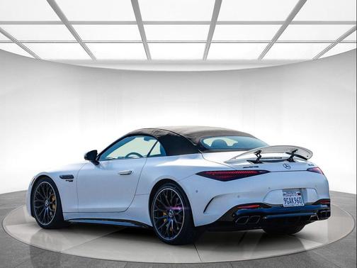2022 Mercedes-Benz AMG SL 63 Base