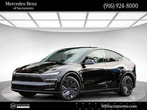 2026 Tesla Model Y Premium Rear-Wheel Drive