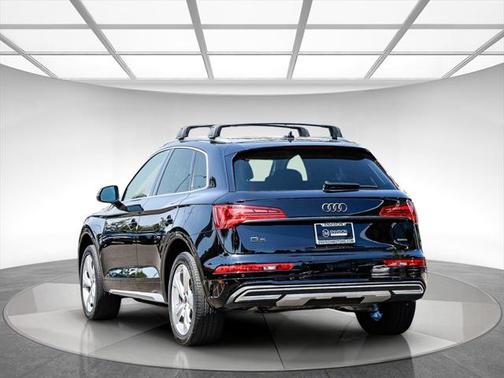 2021 Audi Q5 45 Premium Plus