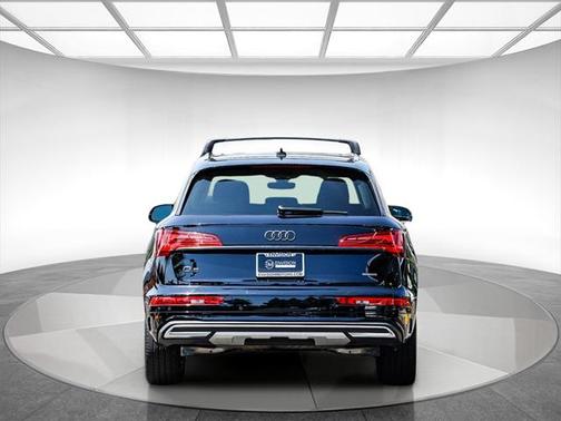 2021 Audi Q5 45 Premium Plus