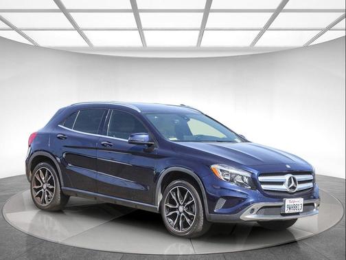2017 Mercedes-Benz GLA 250 Base