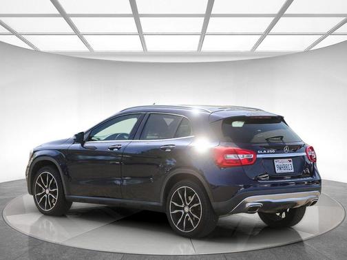 2017 Mercedes-Benz GLA 250 Base