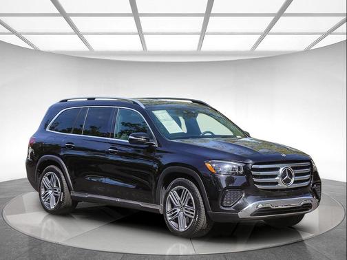 2025 Mercedes-Benz GLS 450 4MATIC