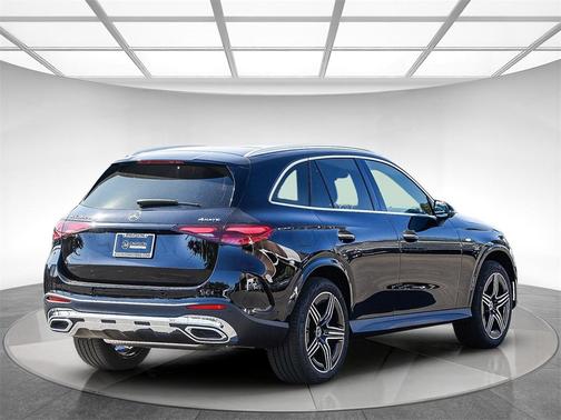 2025 Mercedes-Benz GLC 350e Base