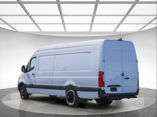 2026 Mercedes-Benz Sprinter 2500 High Roof