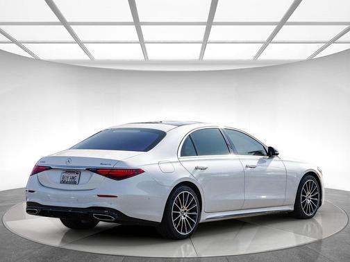 2022 Mercedes-Benz S-Class 4MATIC