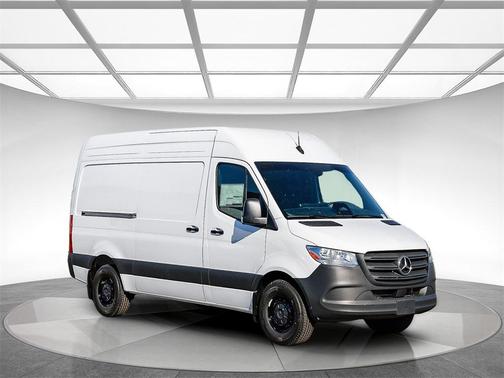 2025 Mercedes-Benz Sprinter 2500 Standard Roof