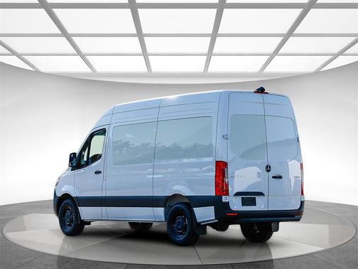 2025 Mercedes-Benz Sprinter 2500 Standard Roof