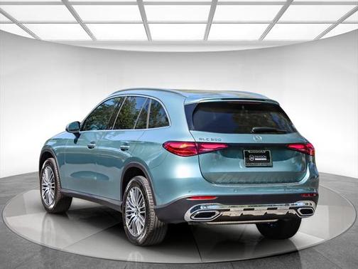 2025 Mercedes-Benz GLC 300 Base