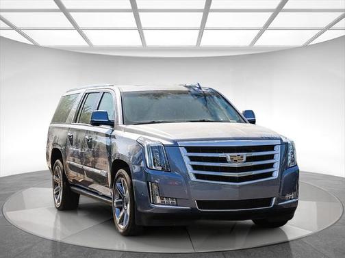 2018 Cadillac Escalade ESV Premium Luxury