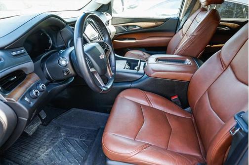 2018 Cadillac Escalade ESV Premium Luxury