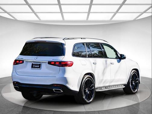 2026 Mercedes-Benz GLS 450 4MATIC