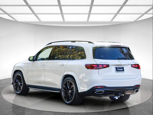 2026 Mercedes-Benz GLS 450 4MATIC